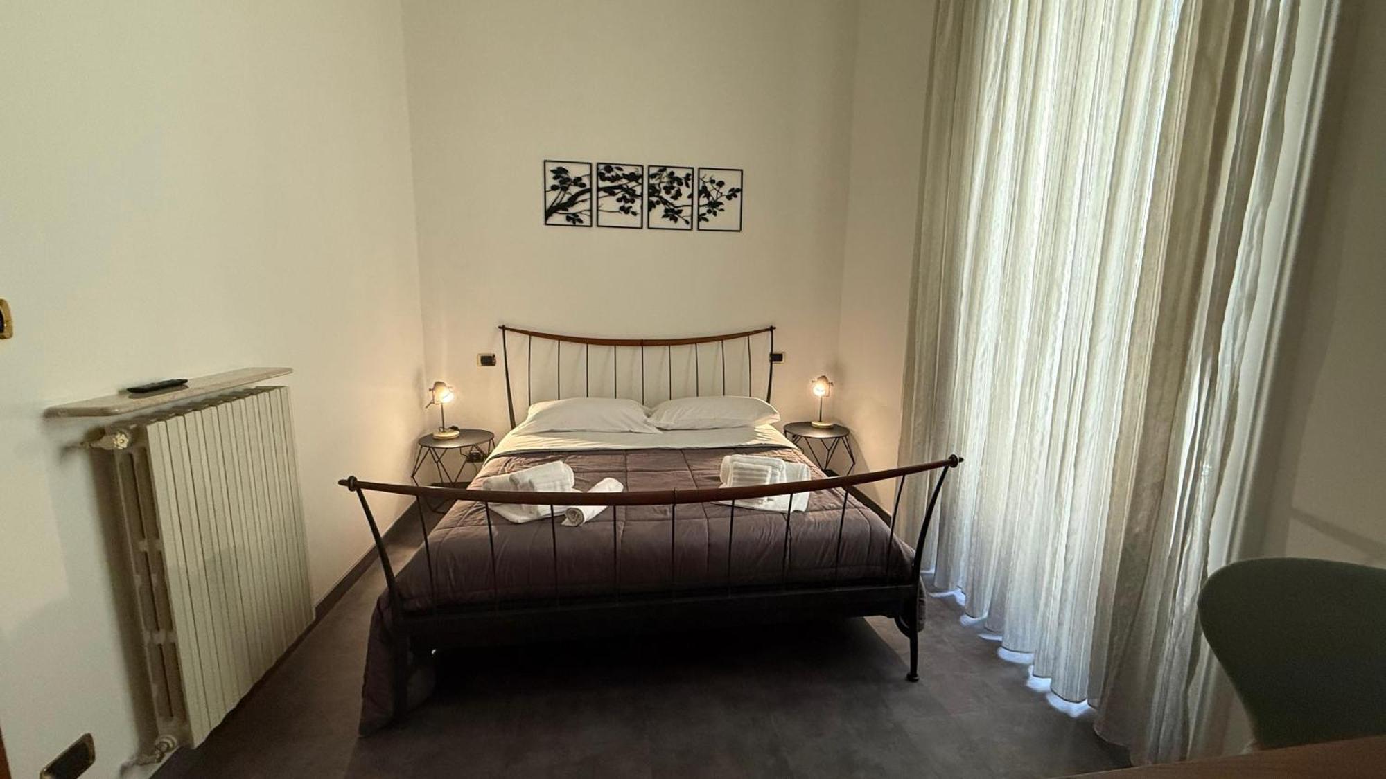 Holiday Guesthouse Salerno Eksteriør bilde